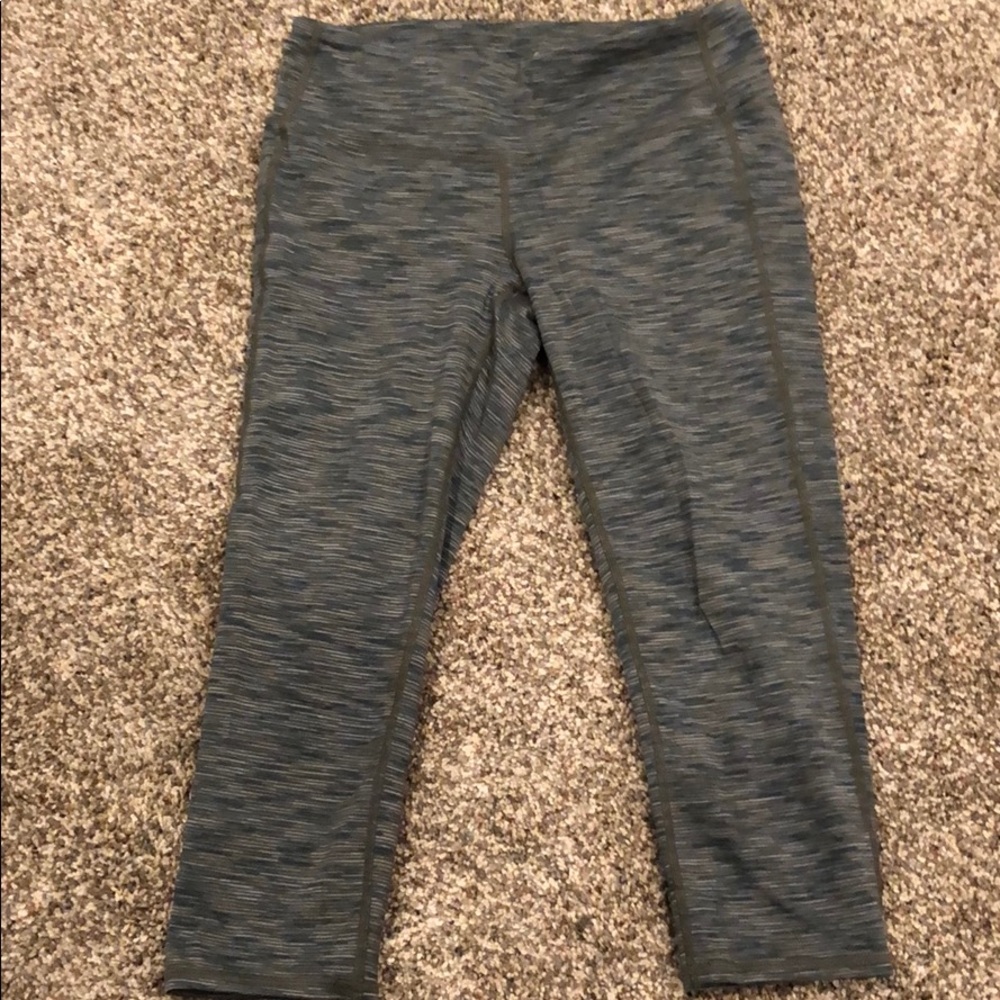 Athleta Ultimate Capri